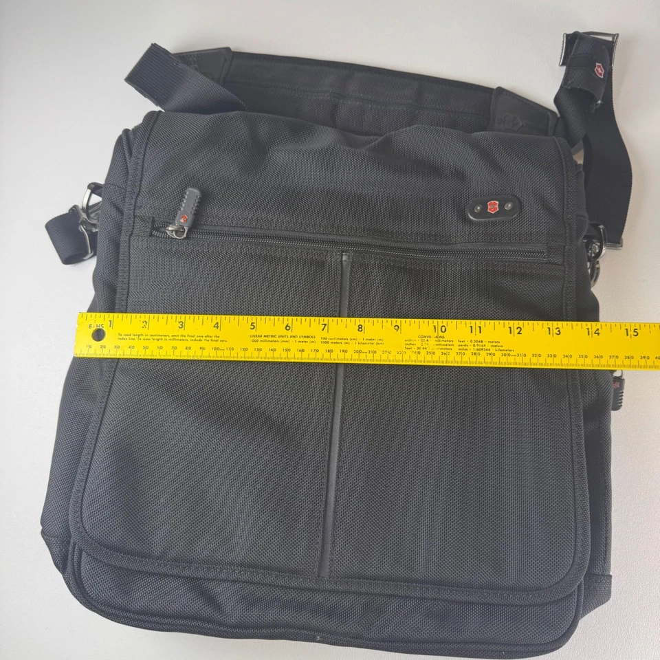 Victorinox Negro Nylon Bolso Mensajero Bandolera Correa Ajustable Laptop Tablet Foto 3 de 4