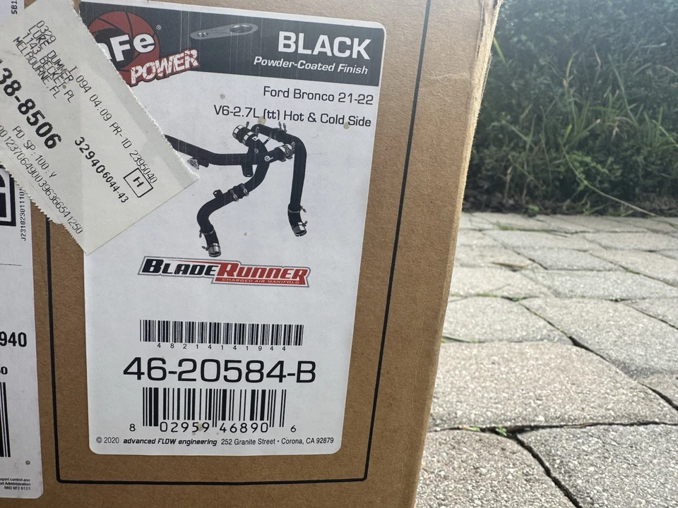 Kit de tubería de carga fría y caliente de aluminio aFe BladeRunner para Ford Bronco 2.7 21-25 Foto 2 de 4