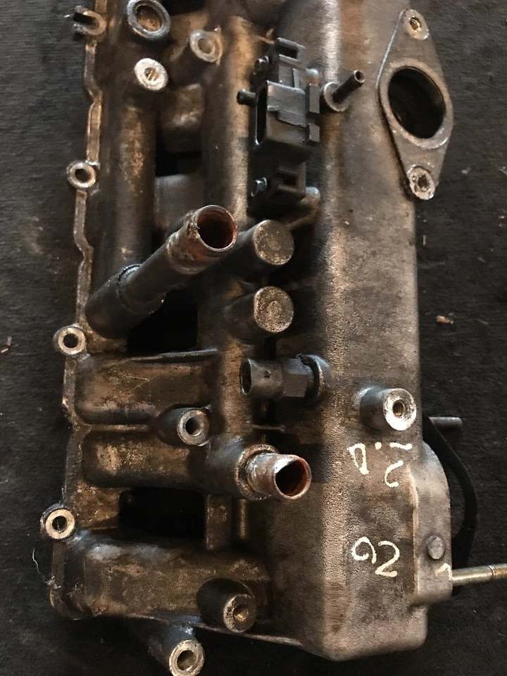Isuzu Trooper 3.0 Tdi Intake Manifold - Image 2 of 4