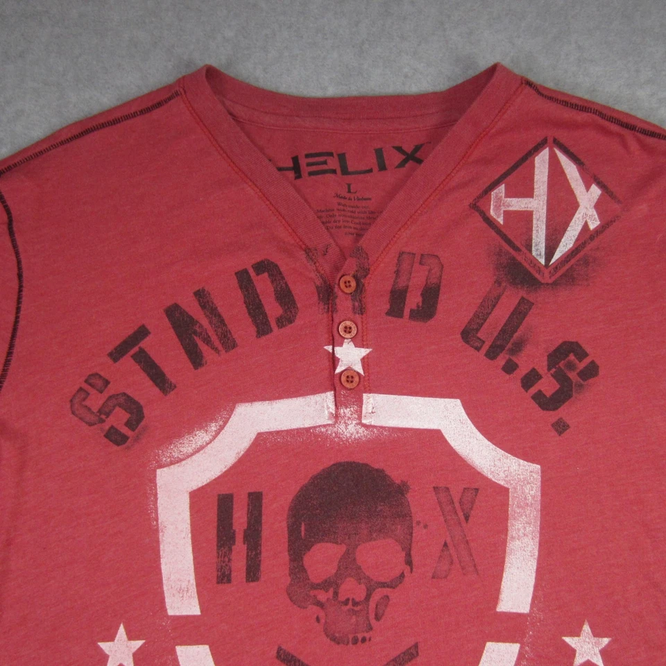 Camisa Helix Para Hombres L Lavado Rojo Henley Rock Shield Calavera Estándar EE. UU. Grunge Foto 2 de 4