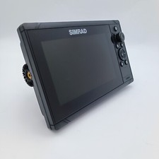 Simrad Cruise 7 7`` Color GPS Chartplotter w/ Suncover Knobs Navionics C-MAP