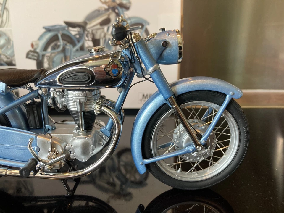 RARE MOTO HOREX REGINA MIT EINZELSITZ BLAU METALLIC SCALE 1/10 SCHUCO - Photo 3/4