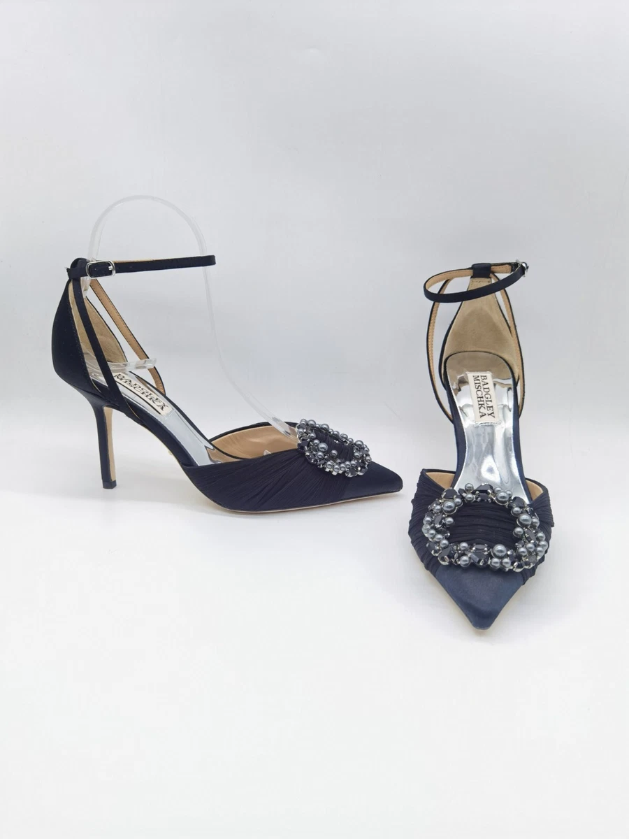 Badgley mischka pointed toe sale