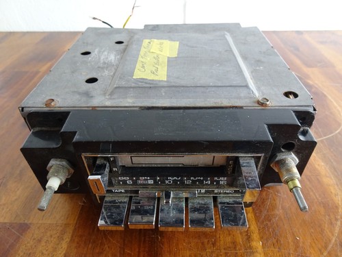 GM Delco Vintage 1980s AM FM Stereo Cassette Radio 16008160 Untested