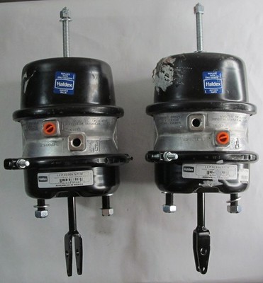 NEW PAIR HALDEX LCP3030LS7CW AIR SPRING BRAKES COMBINATION LIFE SEAL + 3in