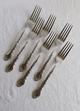 SET of 6 Dinner Forks Stainless Steel Korea - 7 3/8 inch - Floral leaf pattern