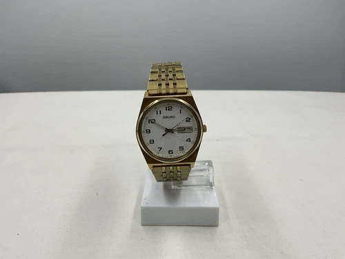 Men's  Vintage  SEIKO  Day/Date  V743-9029 Gold tone watch 36mm watch From 1990s