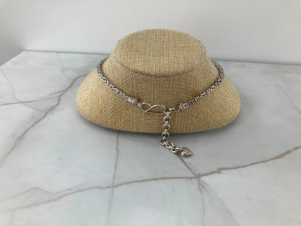 Collar Gancho Corazón Plata Esterlina Cadena Serpiente Bizantina Graduada Suarti BA Foto 2 de 4