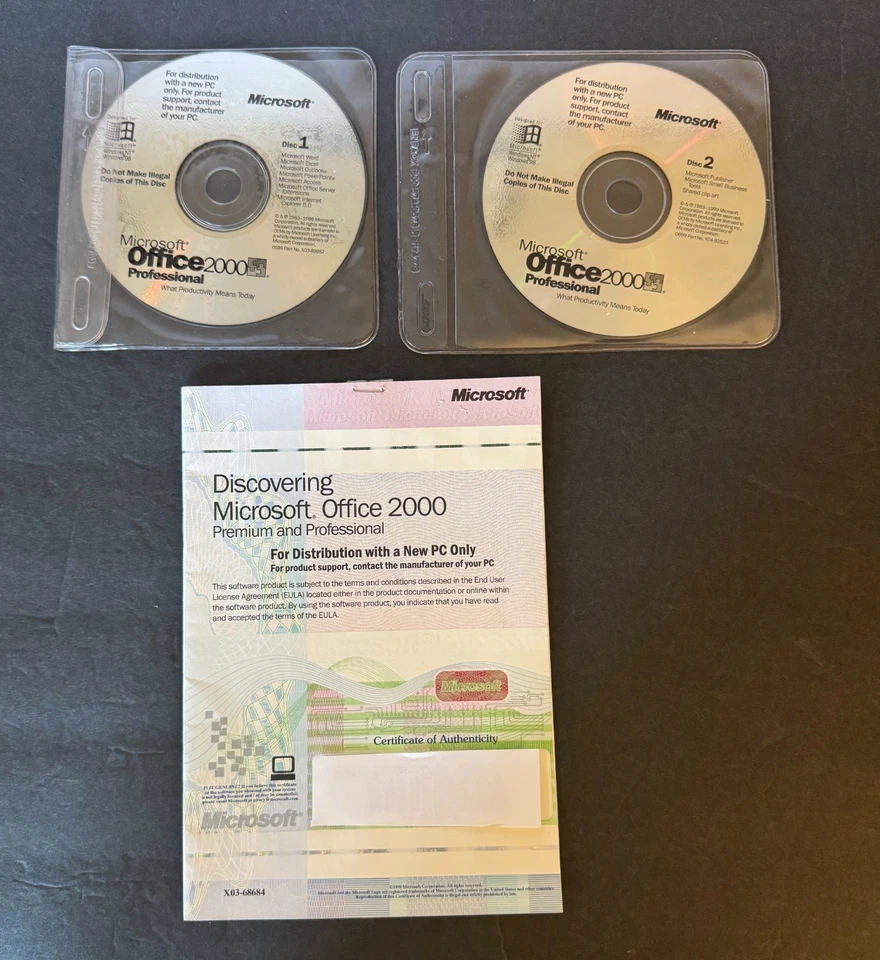 Vintage Microsoft Computer Software Bundle - Lot of 9 Discs - Windows / Office - Image 4 of 4