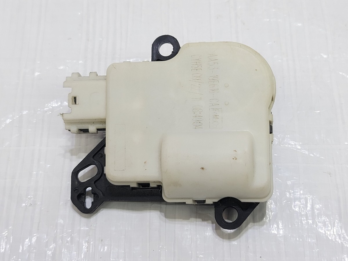 2011-2019 Ford Explorer AC Heater Door Vent Flap Actuator Motor