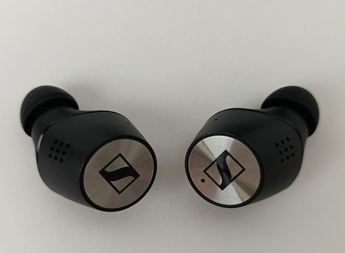 Sennheiser Momentum True Wireless 2 Noise Cancelling In-Ear Headphones Black - Photo 2 sur 3