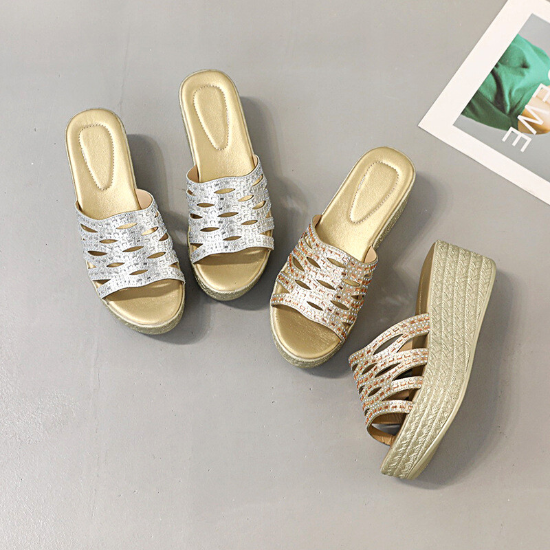 PANTOFOLA D’ORO 2025 Nuovi Sandali Ciabatte con tacco spesso fondo inclinato