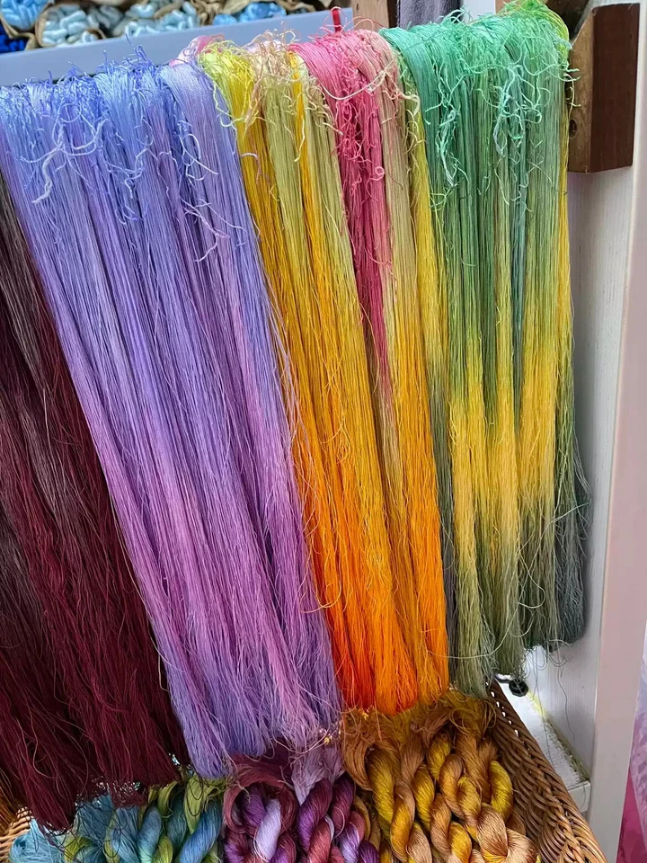 24silk tight twisted water ripple mulberry silk,hand-dyed gradient silk thread - Image 2 of 2