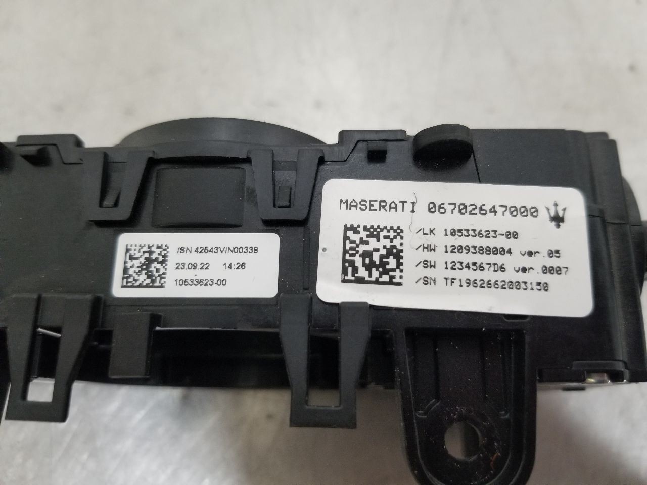 23 2023 MASERATI GRECALE STEERING COLUMN SWITCH 670264700