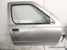 Porte avant et accessoires Nissan PICK-UP