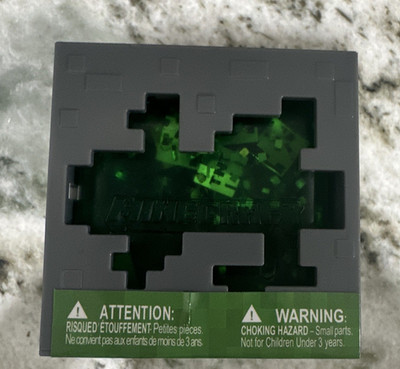 Just Toys Intl. Minecraft Jelly Cubes Creeper Collectible Green Squishy Toy
