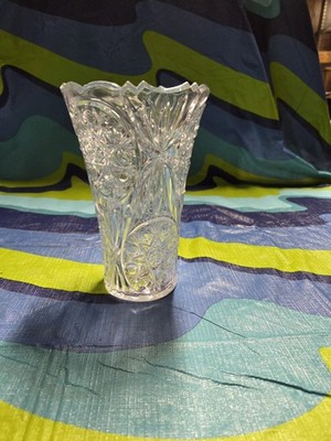 Decorative Clear Plastic Vase That Looks Like Cut Glass. See Pics For Size. 
