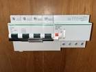 DISJONCTEUR DIFFERENTIEL 4POLE 63A 30mA SI, COURBE D SCHNEIDER ELECTRIC 63AMPERE