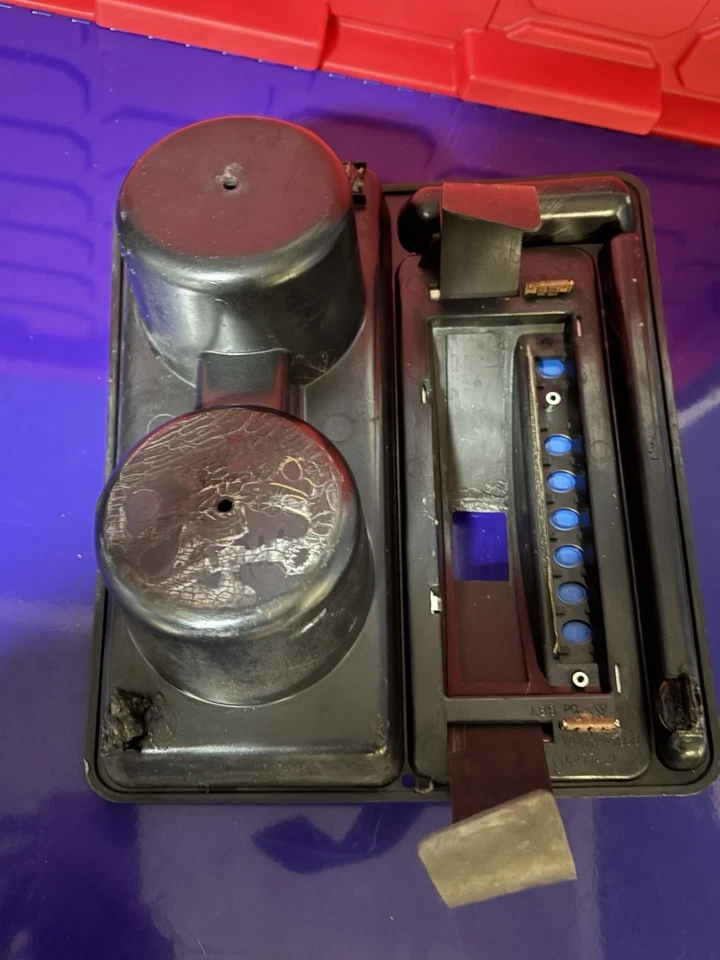 HUMMER H2 2003-2007 CONSOLA PALANCA DE CAMBIOS BISEL Y PORTAVASOS PANEL DE CUBIERTA (para piezas) Foto 2 de 4