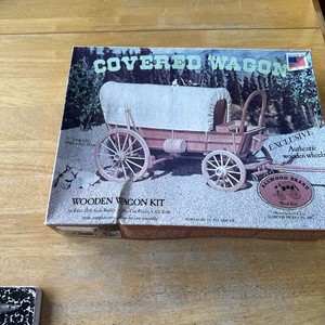 VTG Allwood Brand Wooden Covered Wagon Model Kit #5014 NEW 1977 Pre-Cut