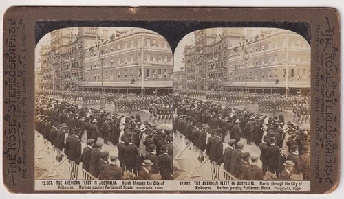 c1020)   STEREOVIEW AMERICAN FLEET IN AUSTRALIA 1908 MARINES MARCHING, MELBOURNE