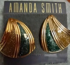 Vintage 1980s Amanda Smith Gold Tone Clip On ...