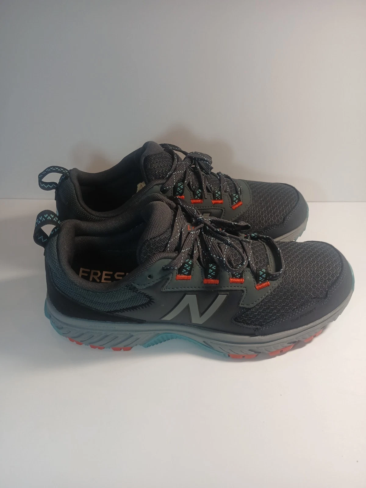 New Balance Fresh Foam Trail Running Shoes Women’s Size 10.5 Black/Gray Athletic