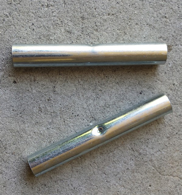 2 Connectors， The Fibreglass Rod of 4.6mm Dia Can Be Joined Together