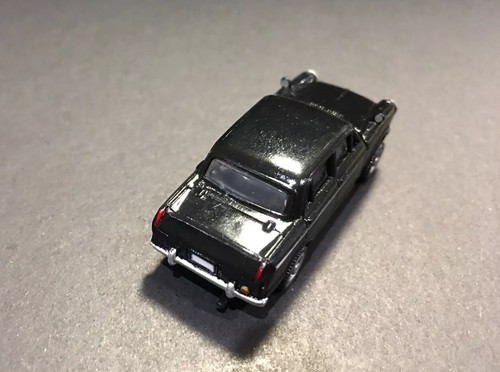 Furuta Choco Q Egg Nissan Mini PVC Car Bluebird 1000 Type:310 - Picture 4 of 5
