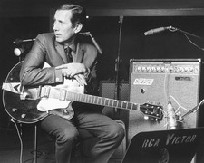 Chet Atkins 10" x 8" Photograph no 6