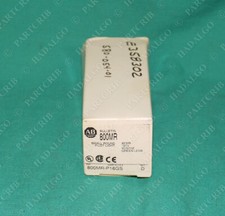 Allen Bradley 800MR-P16GS Pilot Light Green Lens 120V Lamp Pushbutton Button NEW