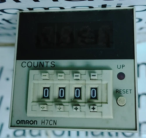 OMRON H7CN-XHN DIGITAL COUNTER 100-240VAC WOW!! GENUINE!!