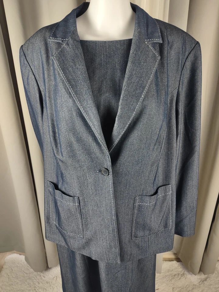 Terno, vestido e jaqueta Style & Co Collection 2 peças azul. Jaqueta tamanho 20W. Vestido 22W - Imagem 3 de 4