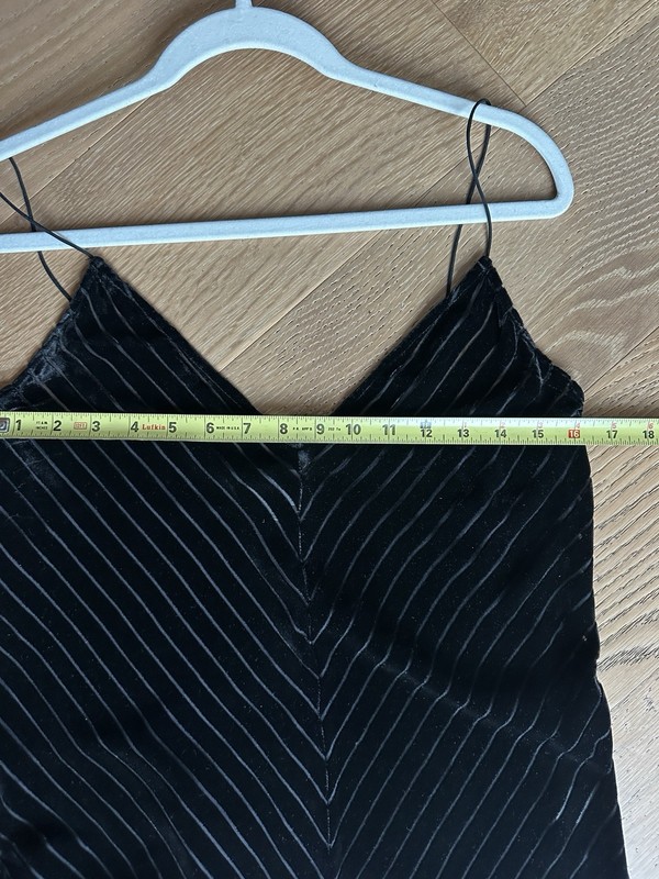 Cami NYC Top Black Velvet Size Medium 