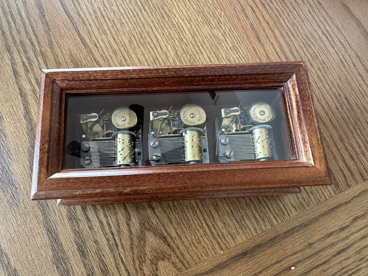 Reuge Sainte Croix In Collectible Music Boxes (1940-1970) for sale