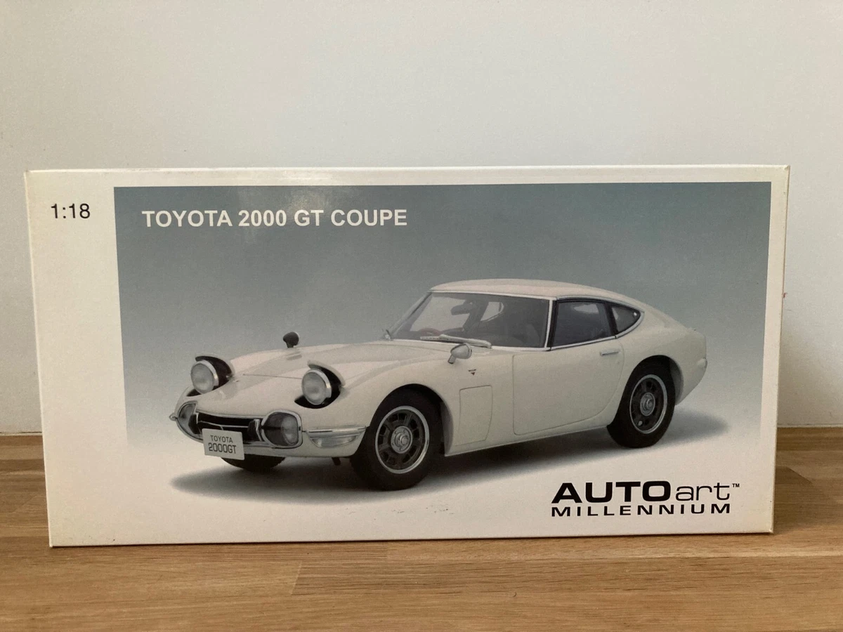 TOYOTA2000GT 1/18 AUTOart MILLENNIUM-