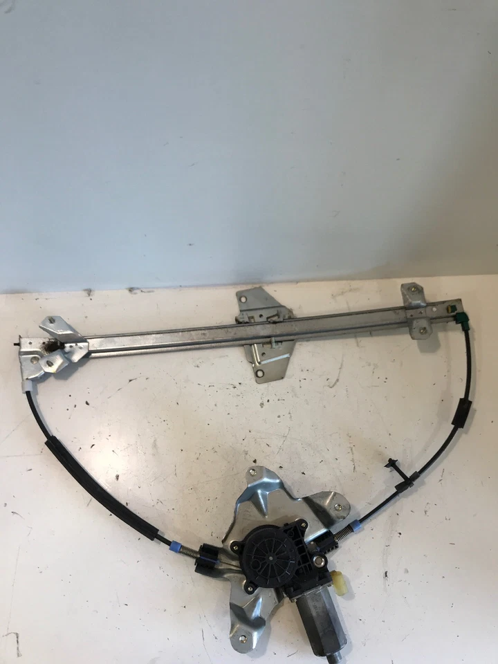 Ford Connect Lève-vitre de porte avant droite 0130821992 2T14-V23200-Bf // 2005 - Photo 3/4