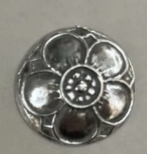 Vintage Pewter Buttons 8 Excellent Quality!🌸 3/4” Norwegian Marked T-P B