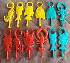 12 Shark Bite Game Pressman Replacement Plastic Sea Creatures Yellow, Red & Blue