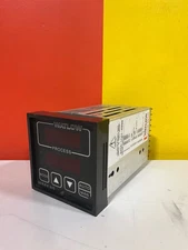 Watlow Series 945 945A-1CA1-A000 Digital Temperature Controller. Tested!