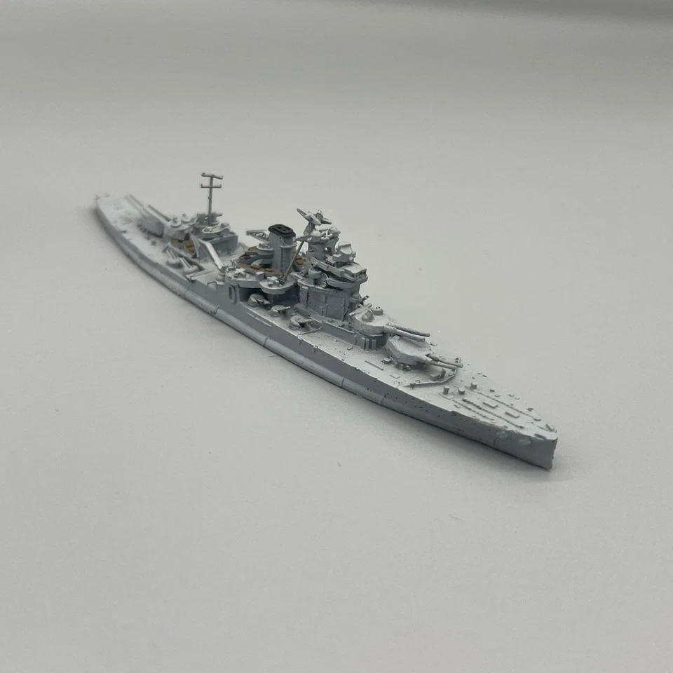 Argonaut AR 75 • Acorazado británico Valiant Segunda Guerra Mundial • Línea de flotación • Escala 1:1250 Foto 2 de 4