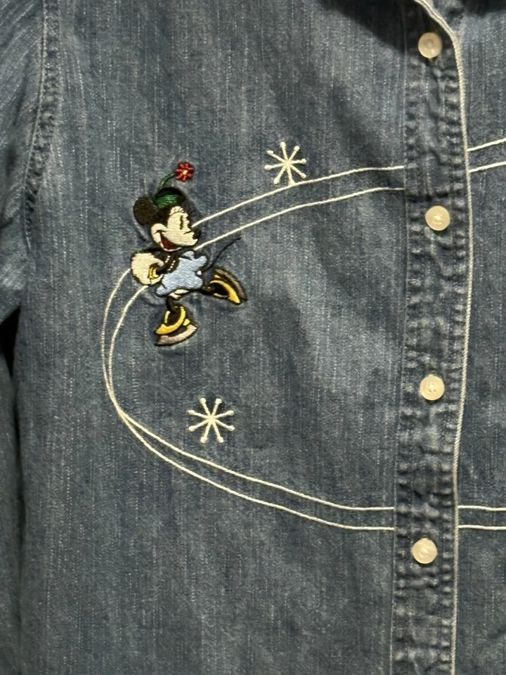 Top de mezclilla bordado manga larga vacaciones Navidad Shopping Disney talla grande Foto 4 de 4