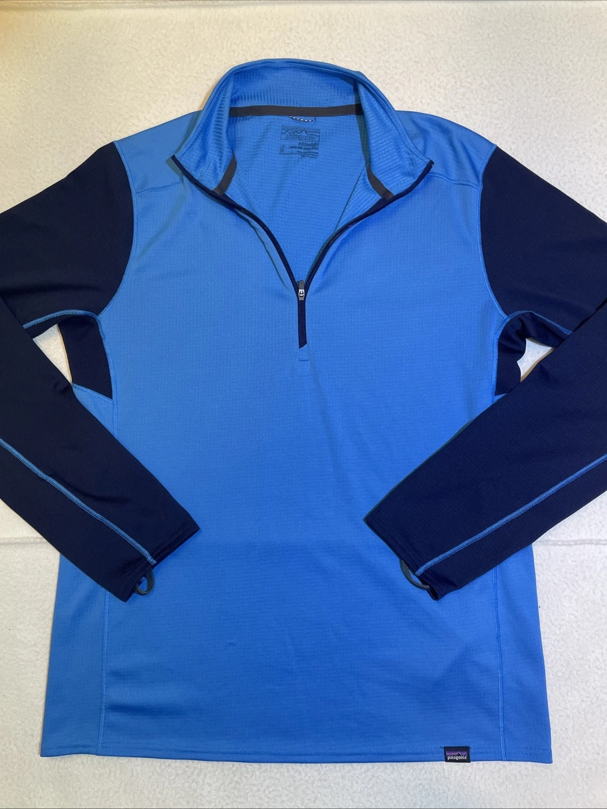 Patagonia Capilene Base Layer Shirt Mens Size M 1/4 Zip Blue Midweight Hiking