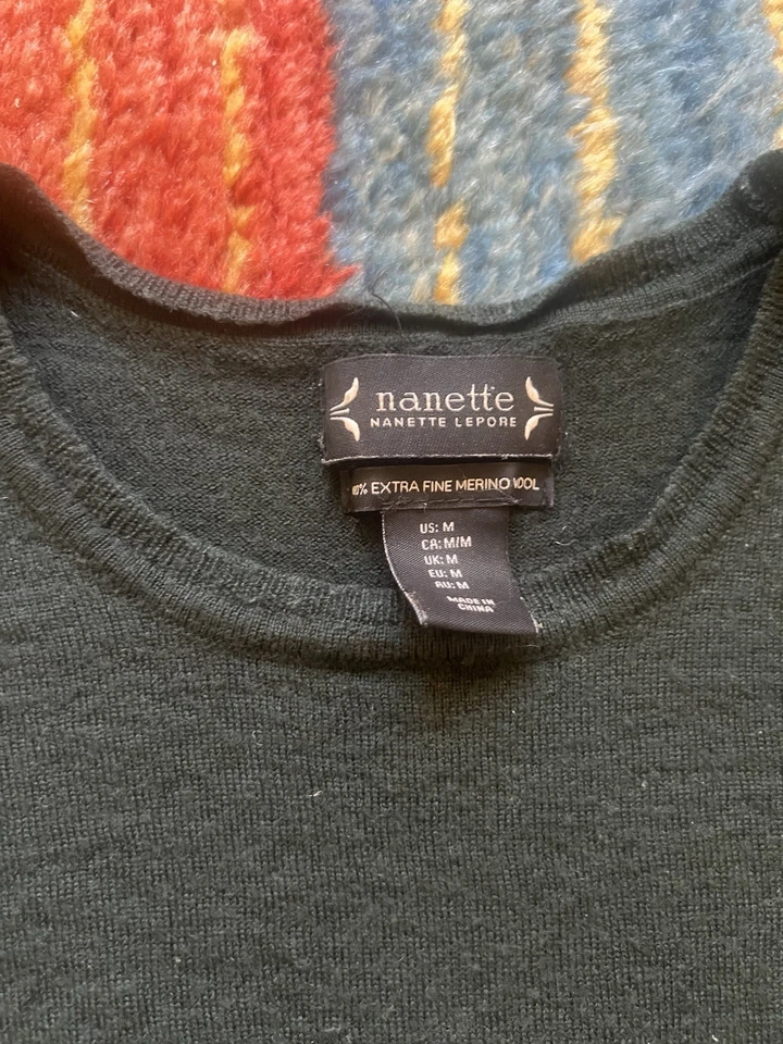 Nanette Lepore Women's Green 100% Extra Fine Merino Wool Sweater Ruffle Sz M Foto 3 de 4