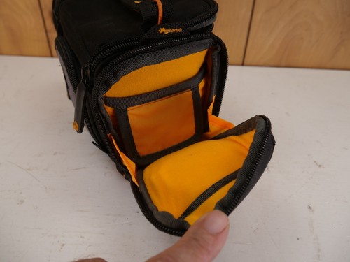 Vintage Case Logic Film Camera Bag 3 Sections - Picture 5 of 8
