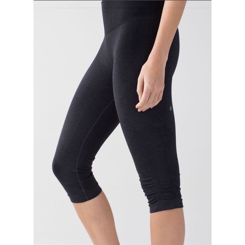 Lululemon Women's Gray Cropped Leggings Size 6 Yoga Training Activewear - Picture 2 of 10