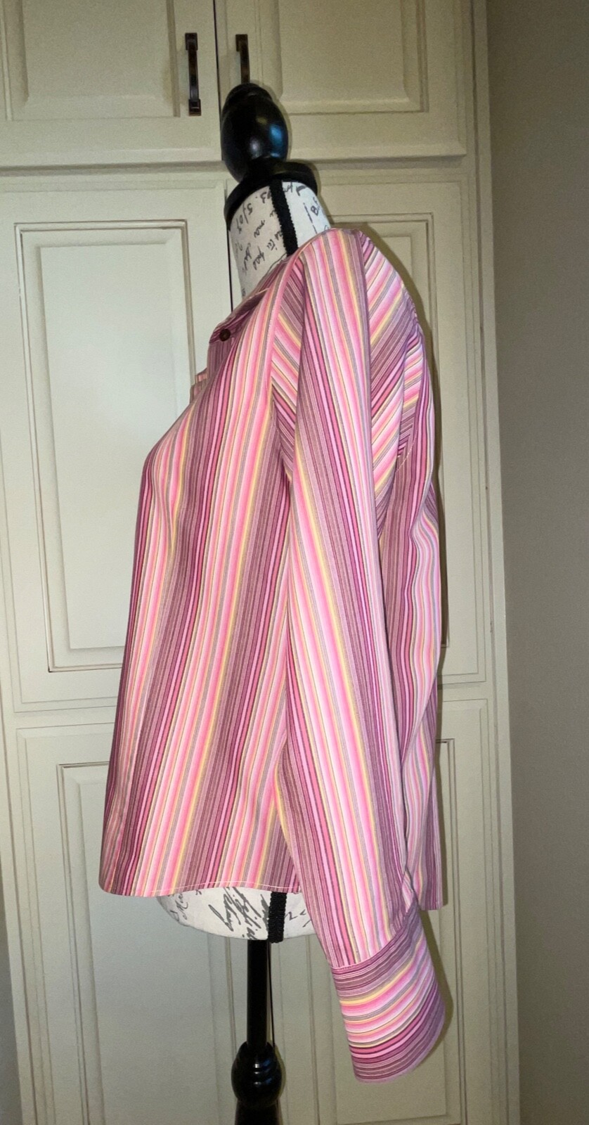 TALBOTS Wrinkle Resistant LS Button Up Blouse Siz… - image 9