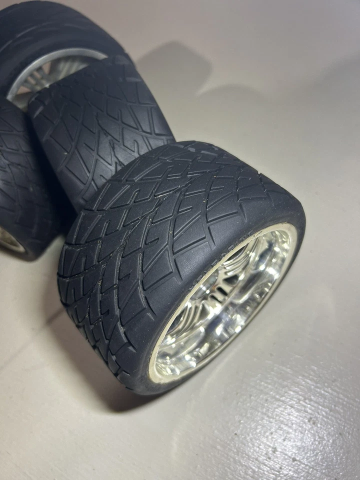 HPI Mounted Phaltline Tire 140X70mm On TREMOR WHEEL (4) 17mm Rare HTF - Image 4 of 4