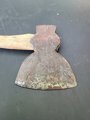 Vintage Underhill Edge Tool Co American Ax Offset Style Hatchet Axe NO.2