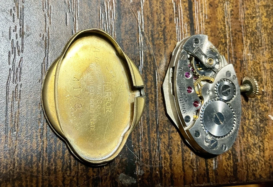 Waltham wrist watch Good Balance Model L-6.5  15 Jewel Grade No. 665 - Image 4 of 4